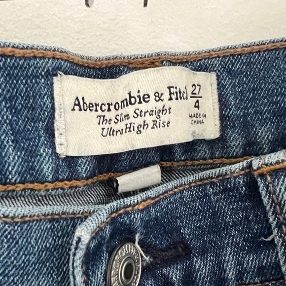 ABERCROMBIE Curve Love Slim Straight Ultra High Rise Jeans - Picture 2 of 3